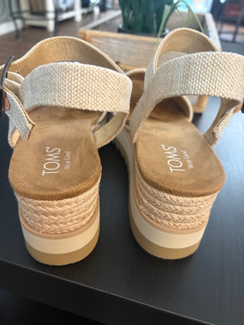 🤎Tom’s Diana Wedge Sandal 🤎 - Picture 4 of 7